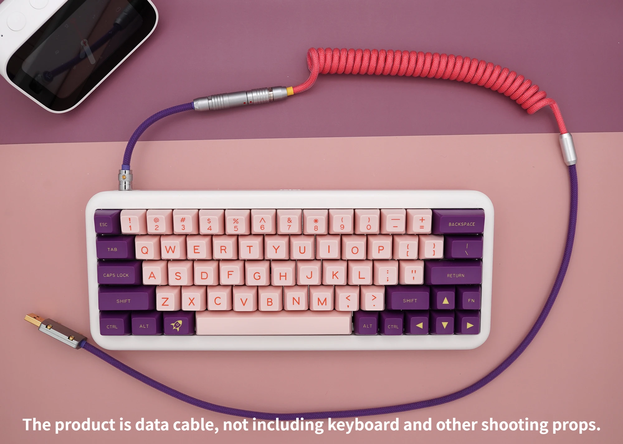 GeekCable Ръчно изработен персонализиран механичен кабел за данни на клавиатурата за GMK тема SP Keycap Line Гранд Будапеща Хотел Колоруей